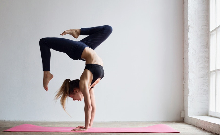 Flexibility Matters: The Best Sportswear Fabrics and Innovations for 2025 7 flexible sportswear
