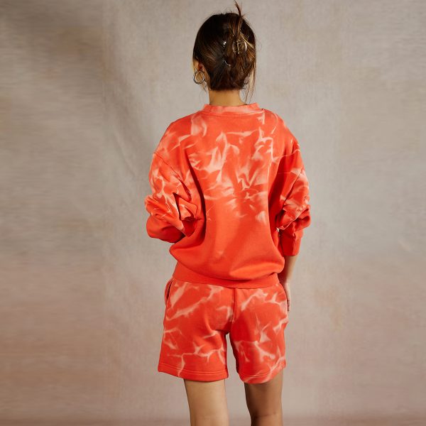 Spray Dyeing Hoodie 3