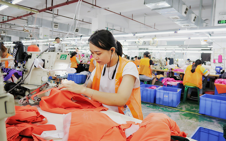 Bulk Sportswear Supplier 2 Production and Quality