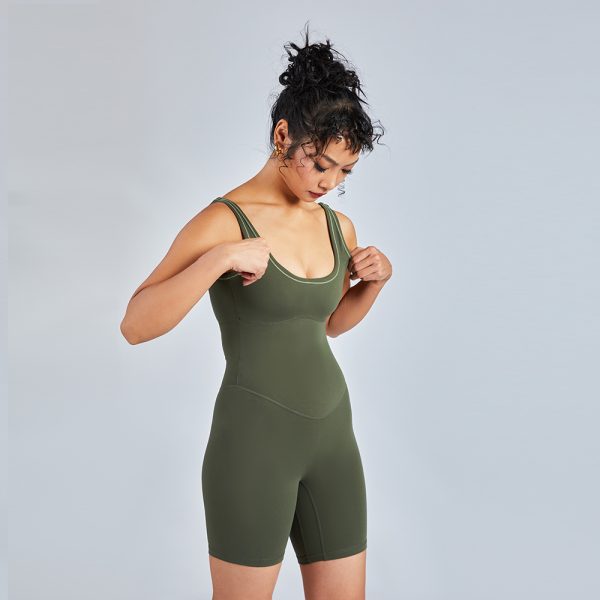 backless jumpsuit (1)