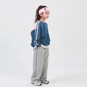 Kids' Colorblock Sweatshirt (4)