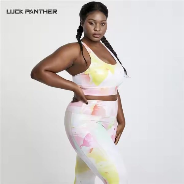 Plus Size Yoga Wear (5)