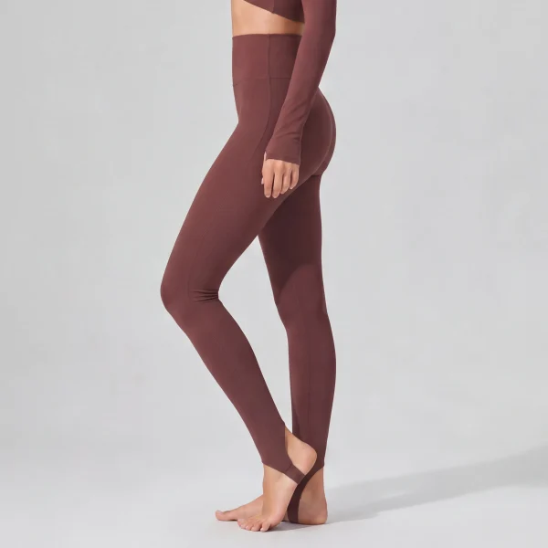 Custom High-Rise Stirrup Leggings with Contour Seams Side
